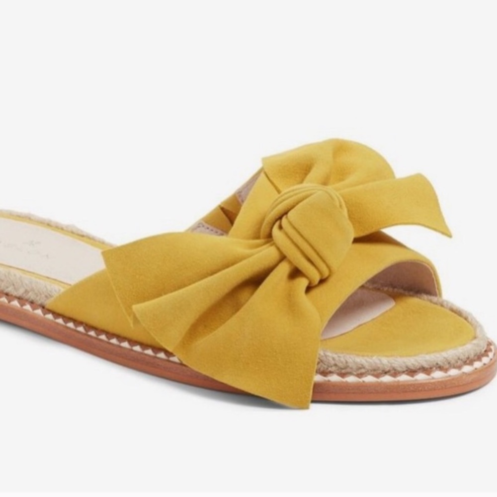 Knot Bow Suede Sandals